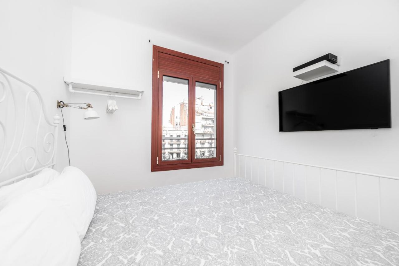 Apartamentos Gran Via 732 Barcelona Eksteriør billede