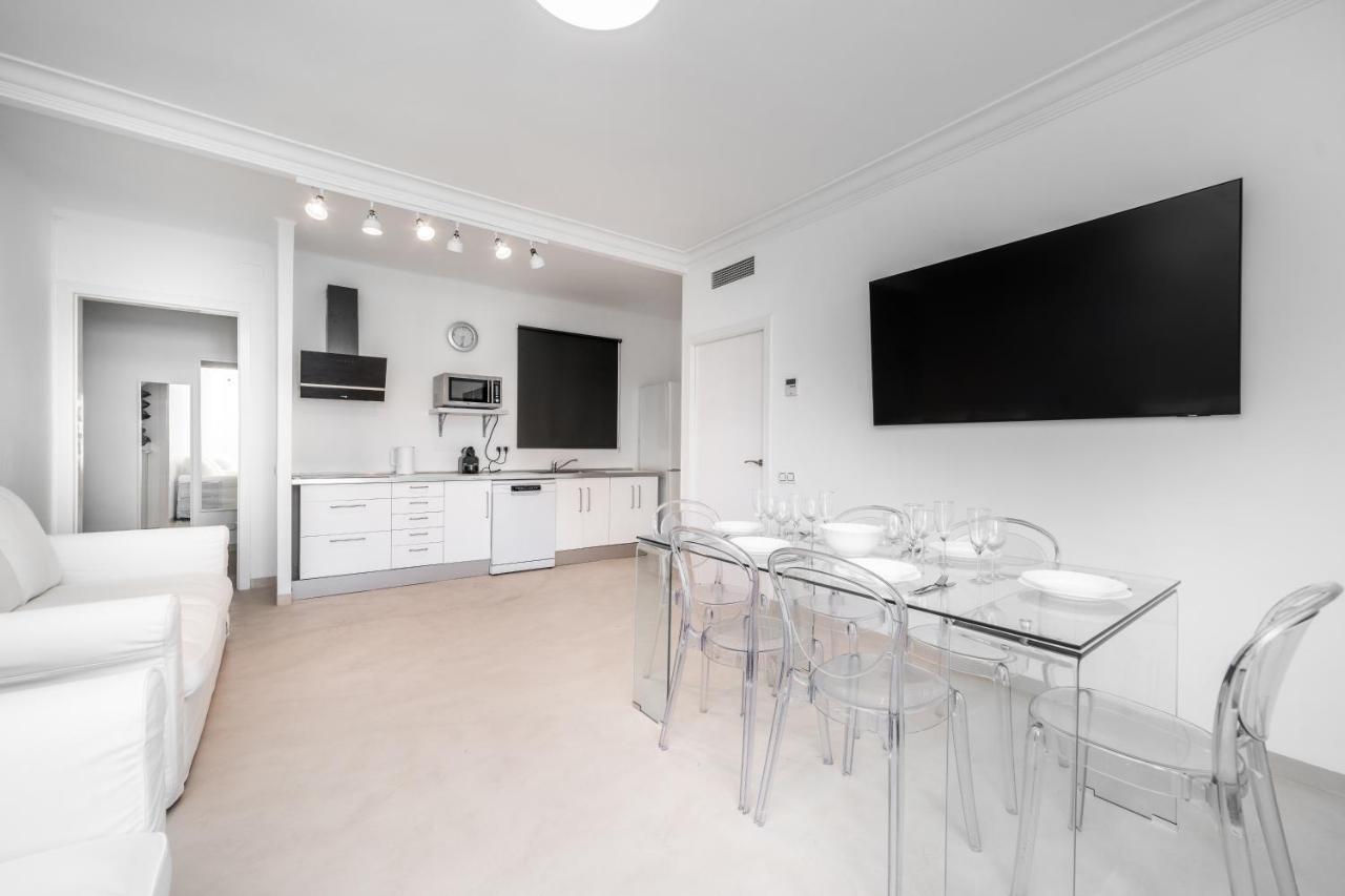 Apartamentos Gran Via 732 Barcelona Eksteriør billede